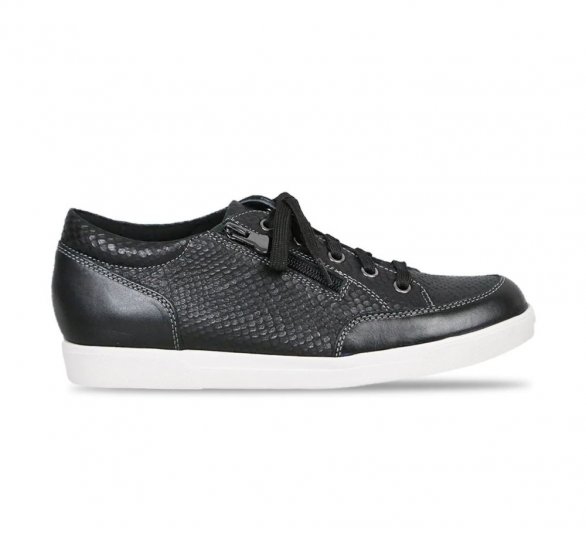 Munro Shoes | WOMEN'S GABBIE-Black Snake Print - Click Image to Close