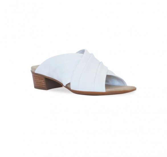 Munro Sandals | WOMEN'S LEE-White Lamb - Click Image to Close