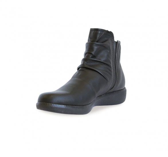 Munro Boots | WOMEN'S SCOUT-Black Leather - Click Image to Close