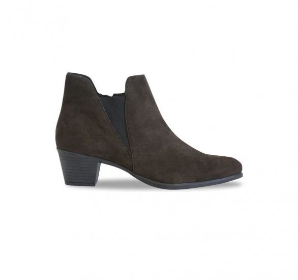 Munro Boots | WOMEN'S JACKSON-Bittersweet Nubuck - Click Image to Close