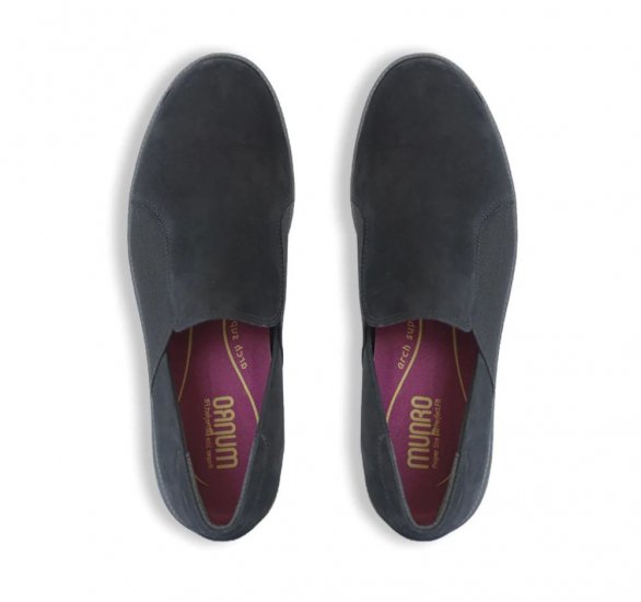 Munro Shoes | WOMEN'S CLAY-Black Nubuck - Click Image to Close