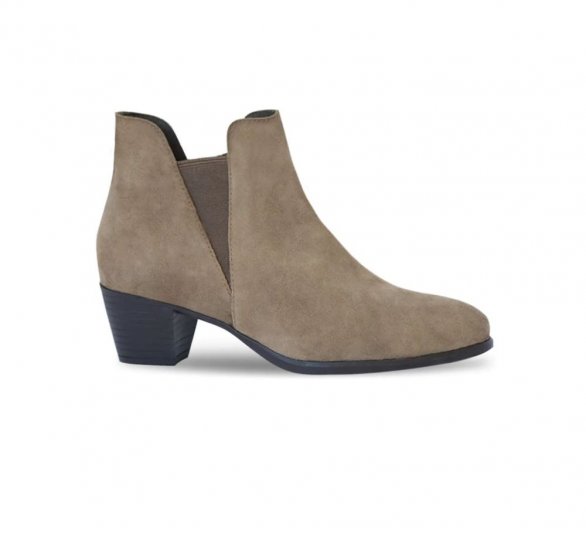 Munro Boots | WOMEN'S JACKSON-Toasted Sesame Suede - Click Image to Close